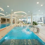 Polanki Aqua Stylowy Z Basenem By Renters Daire Kolobrzeg