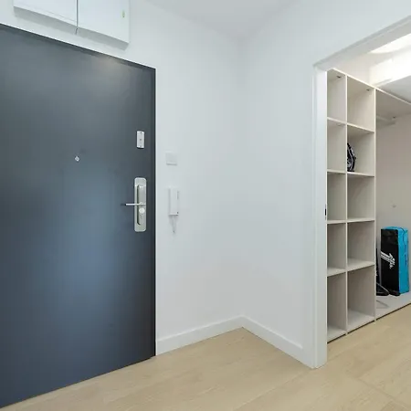 Polanki Aqua Stylowy 300 M Od Plazy By Renters * Kolobrzeg