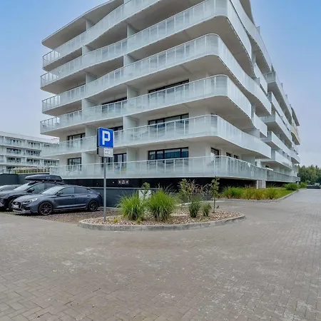 Polanki Aqua Stylowy Z Basenem By Renters Daire