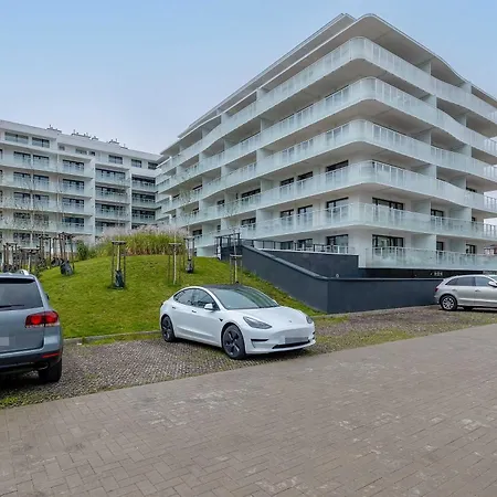Polanki Aqua Stylowy Z Basenem By Renters Daire